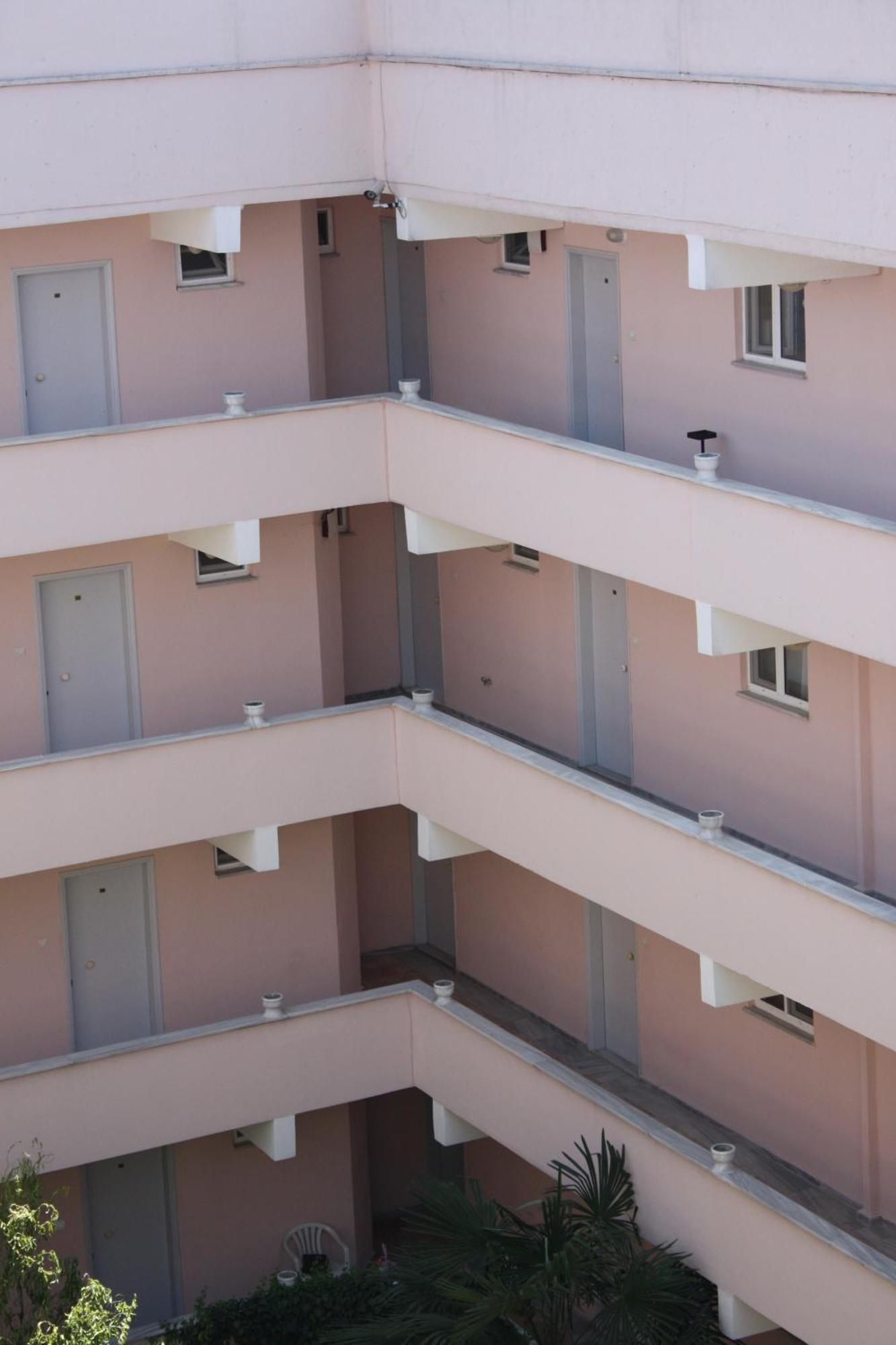 Orcin Apart Hotel Lapseki Bagian luar foto