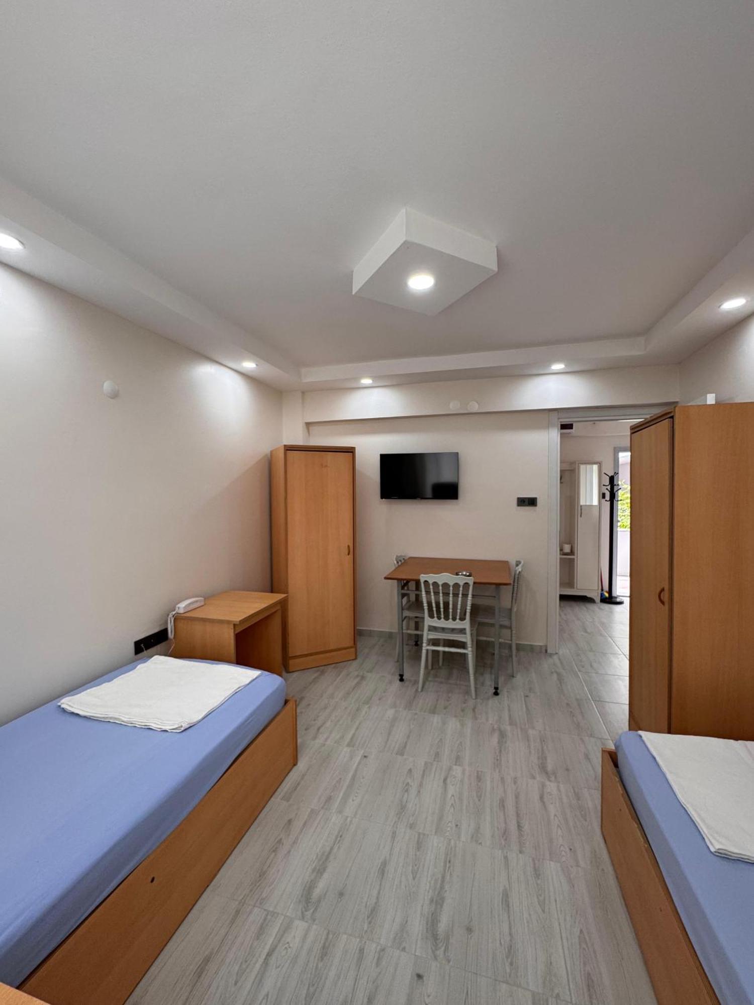 Orcin Apart Hotel Lapseki Bagian luar foto