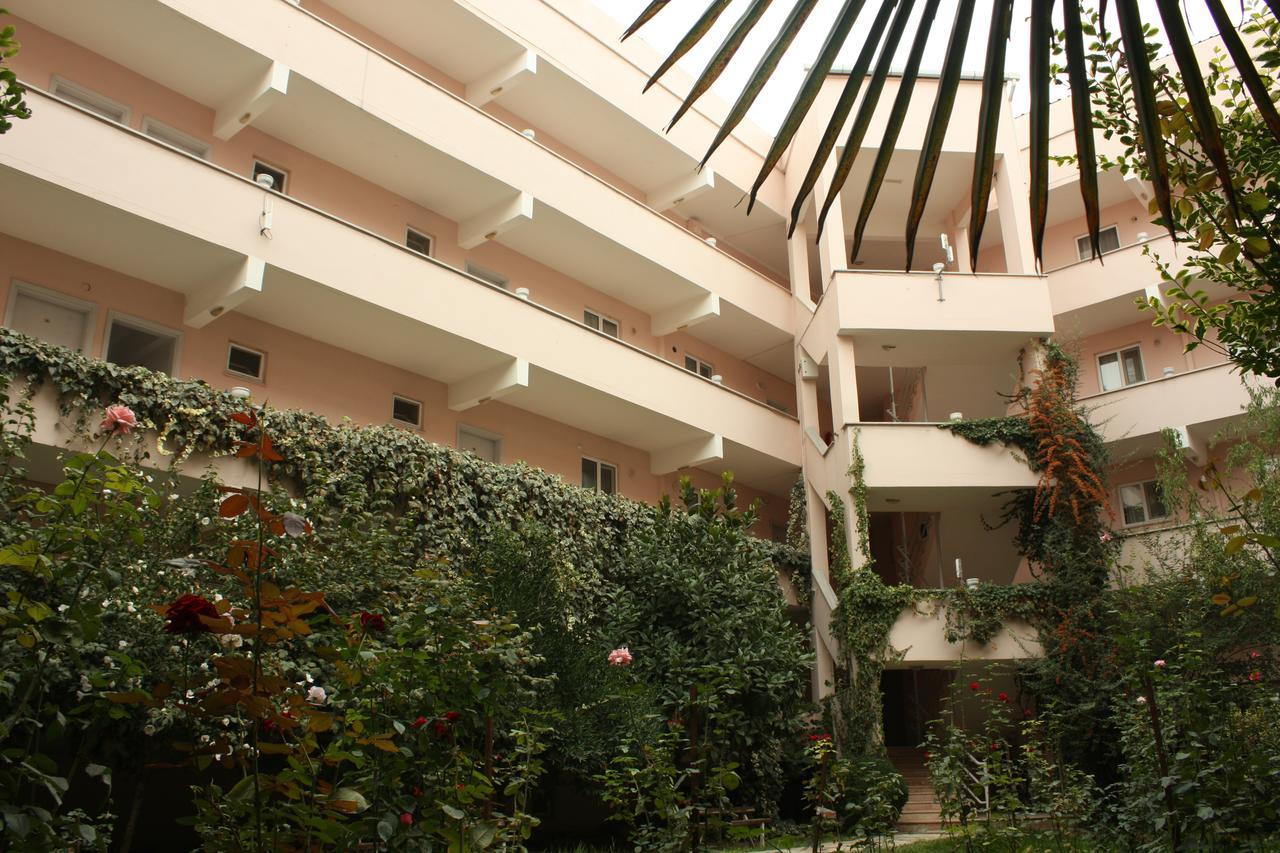 Orcin Apart Hotel Lapseki Bagian luar foto